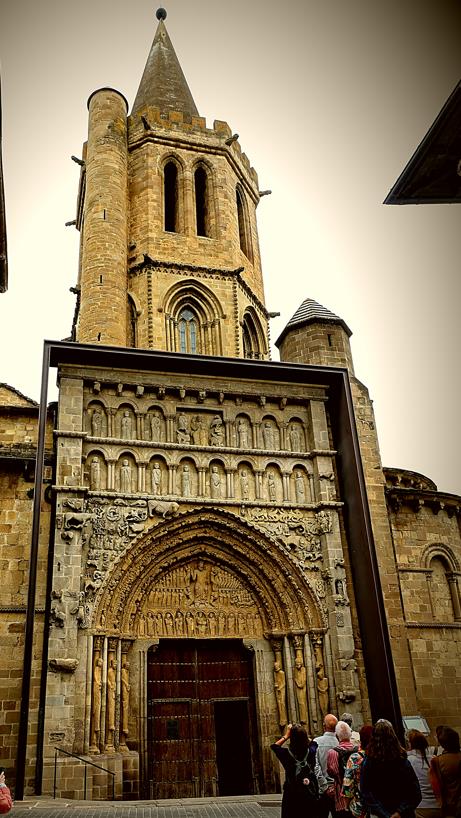 Bestiario y simbología en la Iglesia de Santa María la Real de Sangüesa